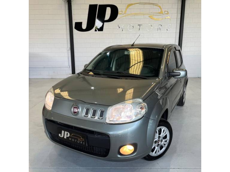 FIAT - UNO - 2011/2011 - Cinza - R$ 30.900,00