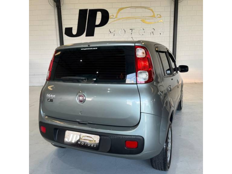FIAT - UNO - 2011/2011 - Cinza - R$ 30.900,00