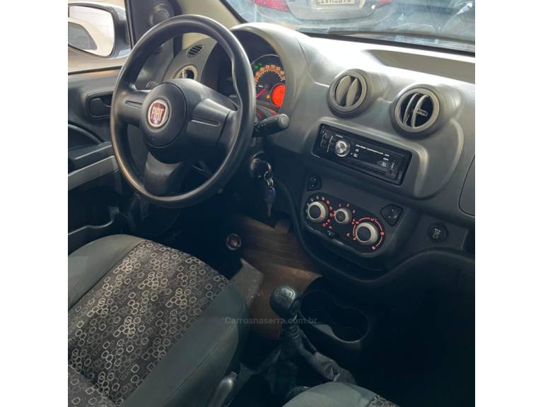 FIAT - UNO - 2011/2011 - Cinza - R$ 30.900,00