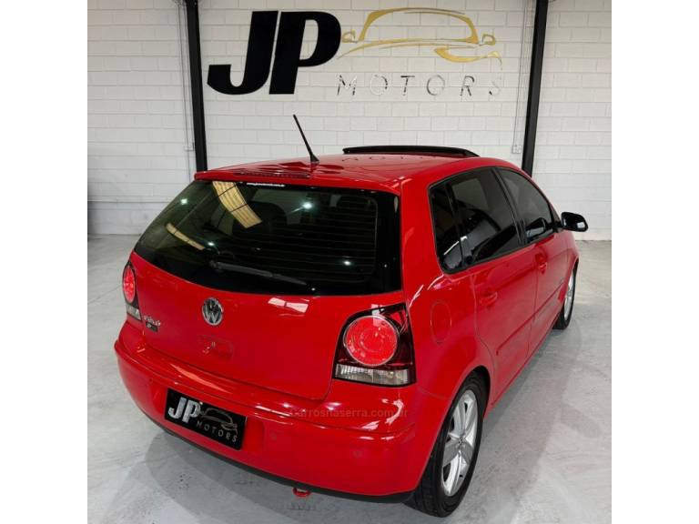 VOLKSWAGEN - POLO - 2010/2011 - Vermelha - Sob Consulta