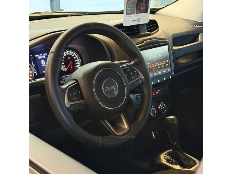 JEEP - RENEGADE - 2018/2017 - Preta - R$ 76.900,00