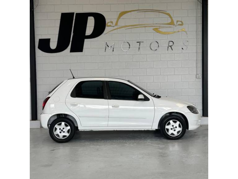CHEVROLET - CELTA - 2013/2013 - Branca - R$ 34.900,00