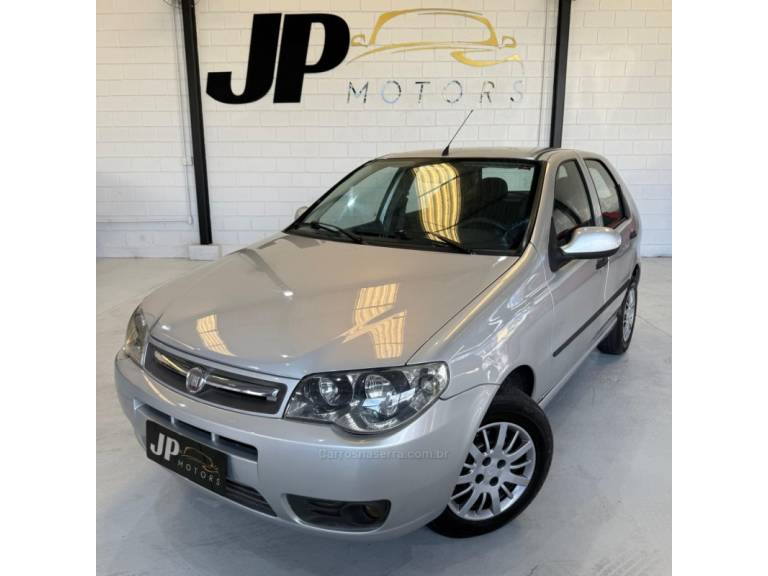 FIAT - PALIO - 2011/2012 - Prata - R$ 32.900,00